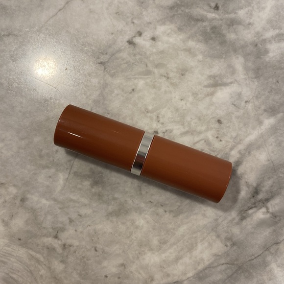 CLINIQUE 02 BARE POP lipstick - Picture 2 of 3